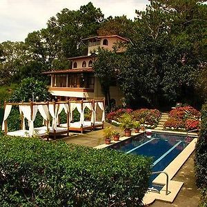La Catalina Hotel & Suites